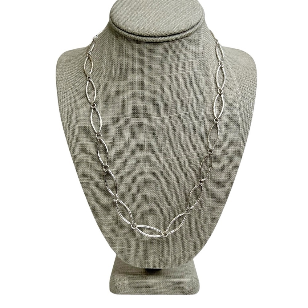 Silver Tone Large Open Oval Link Twisted Etched Necklace